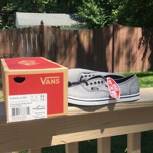 NWT Perfect & Cute Women’s Vans